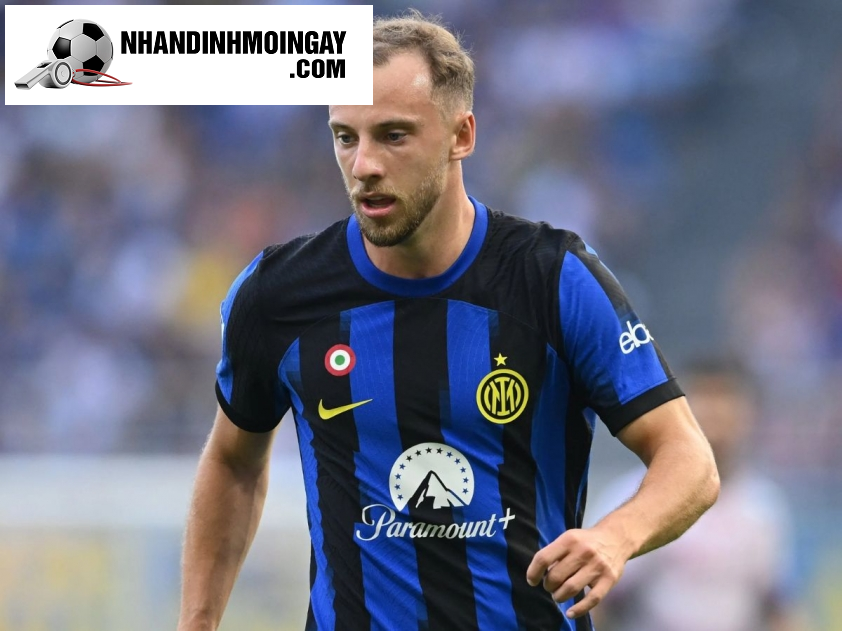 Carlos Augusto đang có phong độ cao trong màu áo Inter mùa này (Ảnh: Goal)