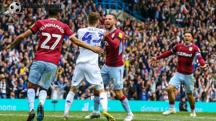 Các cầu thủ Leeds United đã chơi đẹp với Aston Villa.