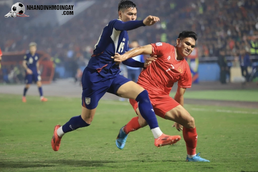 Đội tuyển Thái Lan cần đặt mục tiêu cao trong AFF Cup