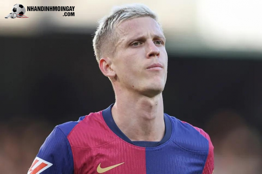 Barca sẽ không có được sự phục vụ của Dani Olmo trong trận đấu tại Cúp C1 gặp Benfica (Ảnh: Getty).