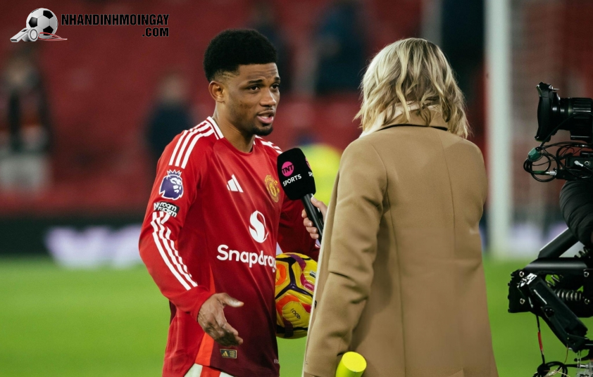 Amad Diallo có ngày thi đấu đáng nhớ với cú hat-trick vào lưới Southampton. Ảnh: Getty Amad Diallo có ngày thi đấu đáng nhớ với cú hat-trick vào lưới Southampton. Ảnh: Getty