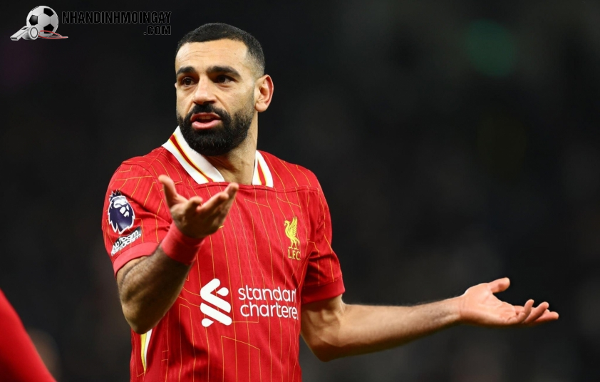 Salah ám chỉ việc rời Liverpool vào cuối mùa. Ảnh: Getty