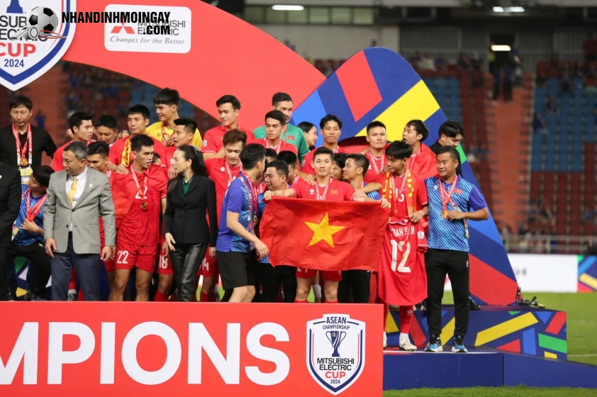 Việt Nam có lần thứ 3 lên ngôi vô địch AFF Cup.