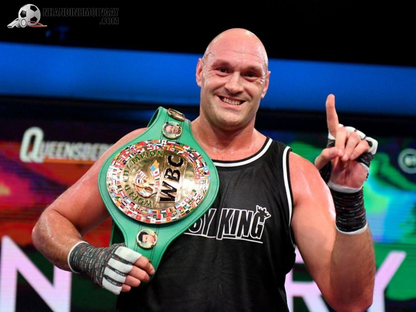 Tyson Fury là võ sĩ xuất sắc bậc nhất làng boxing hạng nặng thế giới